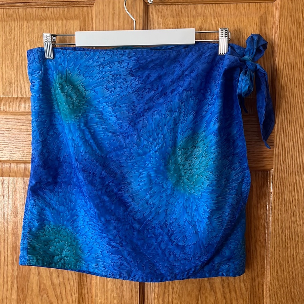 Swim coverup size ML tie dye